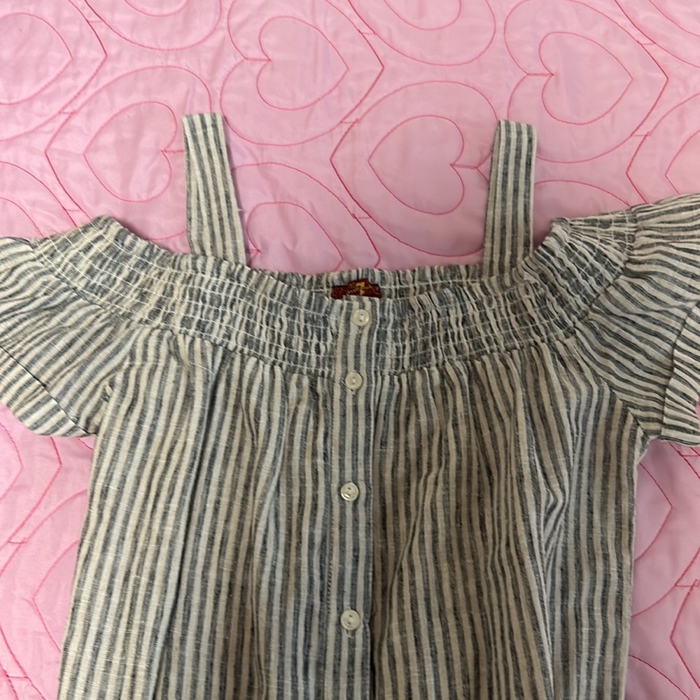 7 For All Mankind - Picture 3 of 7